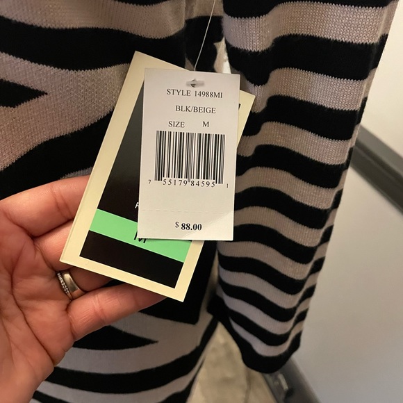 Black Stripe Form Fitting Sweater Dress - Picture 4 of 4